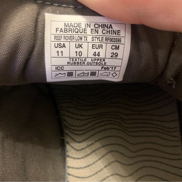 Reef Rover Low Gray Canvas Shoes - Picture 7 of 10